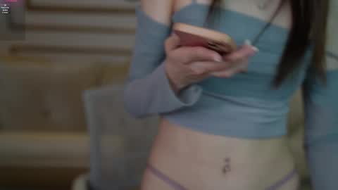 Lana online show from October 1, 2025, 11:05 am