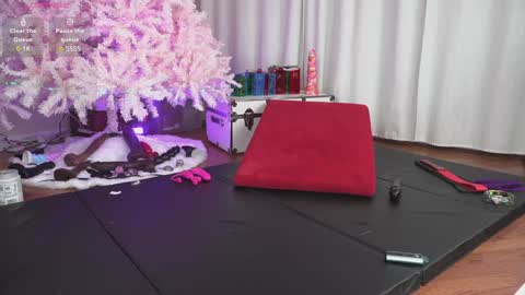 Horny Housewife V  Husband online show from December 26, 2024, 6:41 am