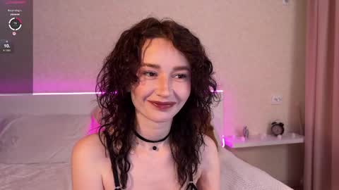 Simona and Bonnie online show from May 14, 2026, 2:57 pm