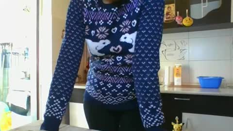 Snapshot of pleas3s_sweet chatting on February 19, 2025, 7:28 am pleas3s_sweet online show from February 19, 2025, 7:28 am