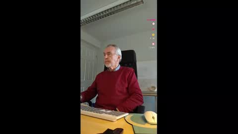 Snapshot of pleasedominateme chatting on February 28, 2025, 3:59 pm Pleasedominateme online show from February 28, 2025, 3:59 pm