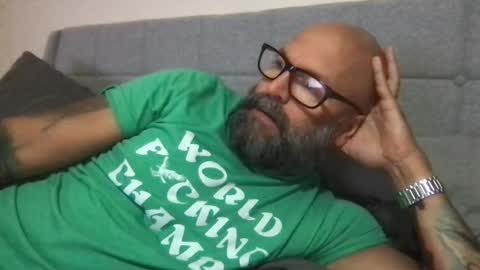 Snapshot of pleasesitonmycock chatting on September 30, 2025, 1:43 am PleaseSitOnMyCock online show from September 30, 2025, 1:43 am