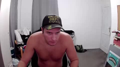 Snapshot of plkrisztian chatting on October 5, 2025, 6:50 pm plkrisztian online show from October 5, 2025, 6:50 pm