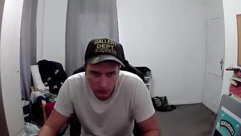 Snapshot of plkrisztian chatting on October 8, 2025, 7:39 am plkrisztian online show from October 8, 2025, 7:39 am