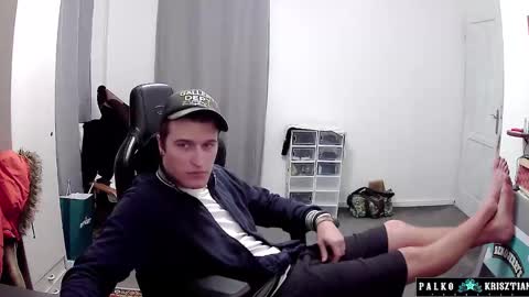 plkrisztian online show from February 14, 2026, 6:48 pm