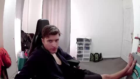 Snapshot of plkrisztian chatting on April 8, 2026, 1:55 pm plkrisztian online show from April 8, 2026, 1:55 pm