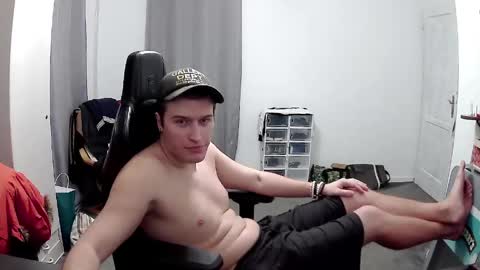 Snapshot of plkrisztian chatting on April 27, 2026, 12:19 am plkrisztian online show from April 27, 2026, 12:19 am