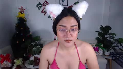 Ploysai online show from December 27, 2024, 7:51 am