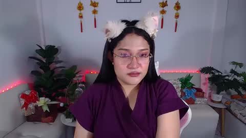 Ploysai online show from February 11, 2025, 2:57 am