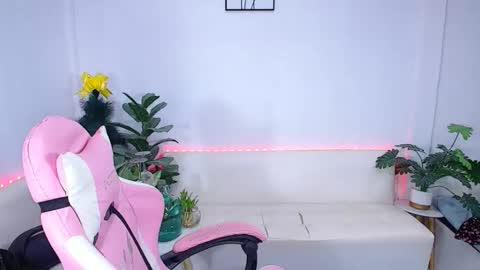 Ploysai online show from November 27, 2025, 8:49 am