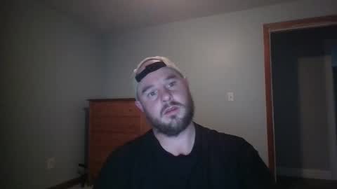 Snapshot of pluski155 chatting on November 8, 2025, 12:27 pm Evan online show from November 8, 2025, 12:27 pm