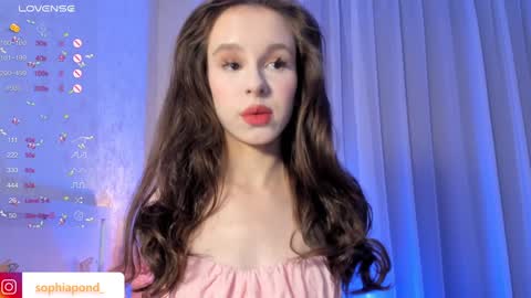 Sophie online show from February 7, 2025, 1:53 pm