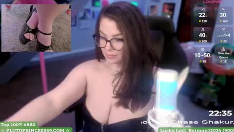 Snapshot of plutoprincess69 chatting on March 7, 2025, 9:07 am Pluto Princess online show from March 7, 2025, 9:07 am
