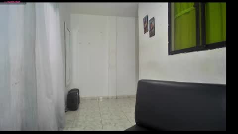 Snapshot of pocahontas_prinsce chatting on June 30, 2026, 2:51 pm Nikole online show from June 30, 2026, 2:51 pm