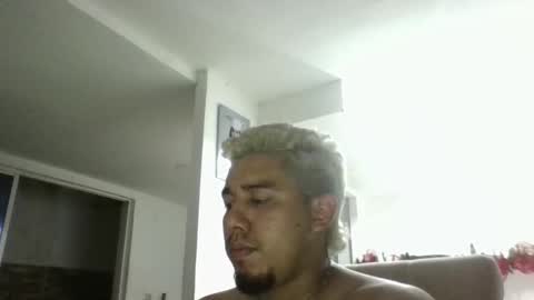 Snapshot of pocahot2512 chatting on December 20, 2025, 11:23 pm pocahot2512 online show from December 20, 2025, 11:23 pm