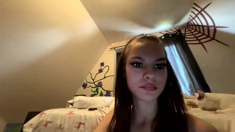 Poisxn online show from November 24, 2025, 4:51 pm