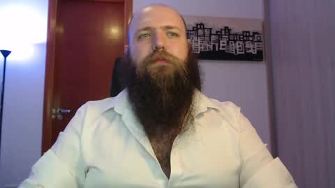 Bear online show from February 25, 2025, 2:14 am