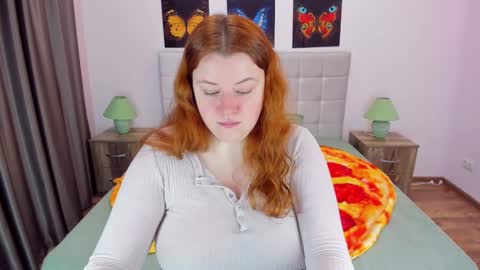 Polina online show from December 11, 2024, 7:31 am