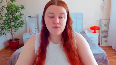 Snapshot of polinasallivan chatting on February 26, 2026, 9:30 am Polina online show from February 26, 2026, 9:30 am