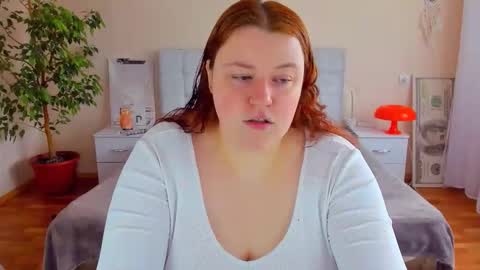 Snapshot of polinasallivan chatting on March 4, 2026, 11:27 am Polina online show from March 4, 2026, 11:27 am