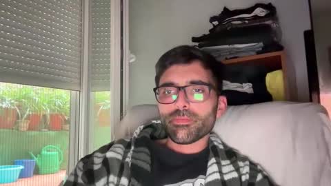 Snapshot of pollabeta chatting on October 18, 2025, 12:28 pm pollabeta online show from October 18, 2025, 12:28 pm