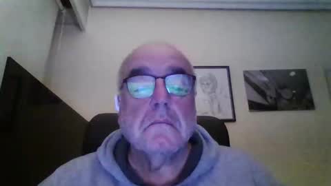 pollalaire online show from March 13, 2026, 1:45 am