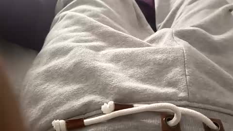 pollontf online show from March 1, 2026, 11:01 am