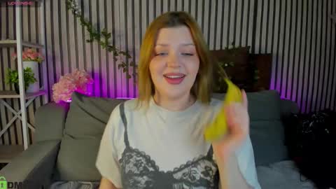 Polly online show from March 1, 2026, 1:07 am