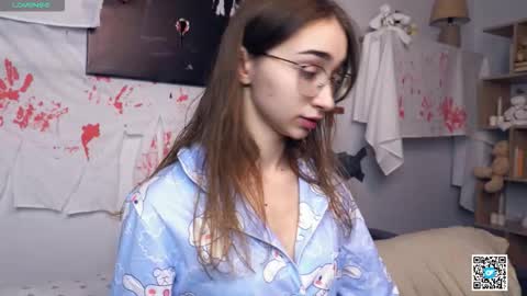 Polly online show from November 2, 2025, 7:22 am