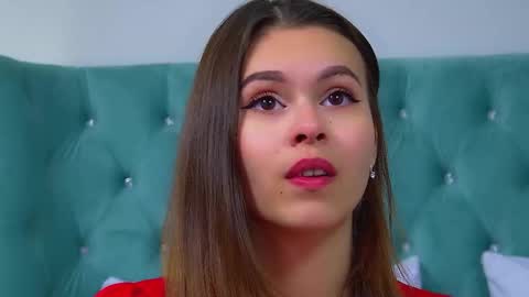 Snapshot of pollylanders chatting on September 27, 2025, 6:46 pm Polly online show from September 27, 2025, 6:46 pm