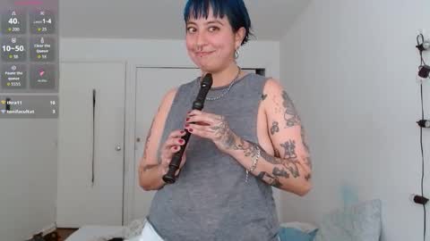 Poly online show from February 13, 2026, 8:27 pm