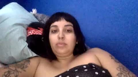 polymamii online show from February 1, 2026, 4:27 pm