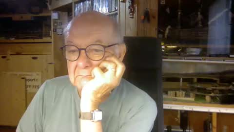 pomme1949 online show from October 5, 2025, 9:18 am