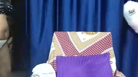 Snapshot of poojalady chatting on October 9, 2025, 6:00 am poojalady online show from October 9, 2025, 6:00 am