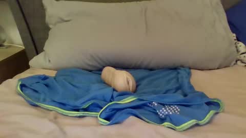 Snapshot of poomplex002 chatting on December 10, 2024, 1:22 pm TheMan002 online show from December 10, 2024, 1:22 pm