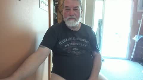 xoxo online show from February 25, 2026, 2:48 pm