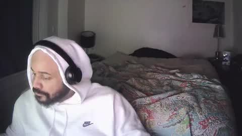 popfizzt online show from November 9, 2025, 5:28 am