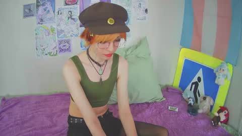 poppyfluffy online show from March 7, 2026, 5:59 am