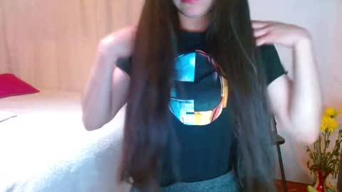 Snapshot of porcelainlux chatting on January 24, 2025, 9:58 pm porcelainlux online show from January 24, 2025, 9:58 pm