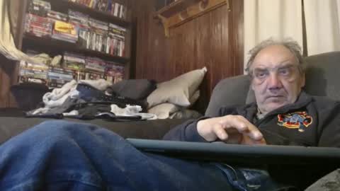 porkingit400 online show from February 23, 2025, 4:39 am