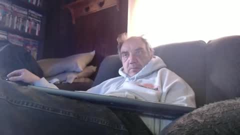 porkingit400 online show from February 24, 2025, 2:37 pm