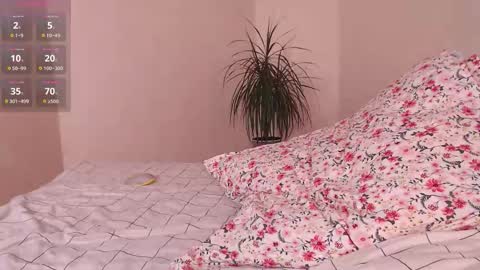 Lily online show from March 12, 2026, 4:29 am