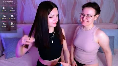 Ana and Tati online show from March 7, 2026, 1:41 pm