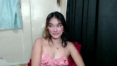pornstar_kia online show from May 14, 2026, 11:06 am