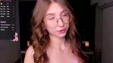 Elizabeth online show from February 12, 2026, 7:20 pm