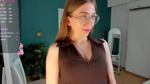 Elizabeth online show from April 15, 2026, 7:58 pm