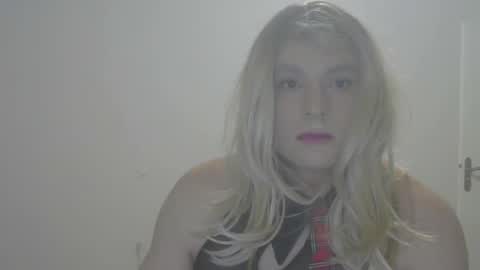 Snapshot of potironuc chatting on February 28, 2025, 10:17 pm potironuc online show from February 28, 2025, 10:17 pm