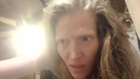 Snapshot of potsymcstoner chatting on October 29, 2025, 11:17 pm potsymcstoner online show from October 29, 2025, 11:17 pm