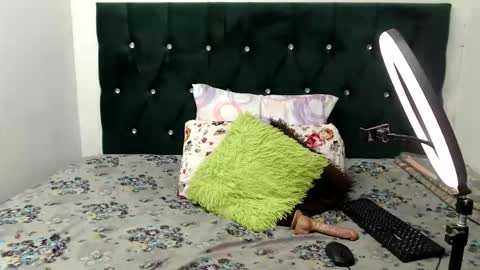 Snapshot of poundwet1 chatting on February 26, 2026, 2:54 am Poundwet1 online show from February 26, 2026, 2:54 am