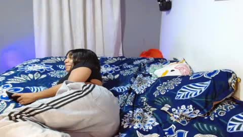 Snapshot of power_hot18 chatting on February 19, 2025, 3:50 am ALEX Y ALEXA online show from February 19, 2025, 3:50 am